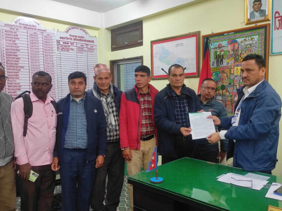 १० बुंदे मांग सहित बुझाइयो ज्ञापन पत्र