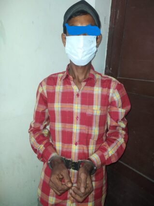 नक्कली घुमुवा प्रहरी लागु औषध सहित पक्राउ