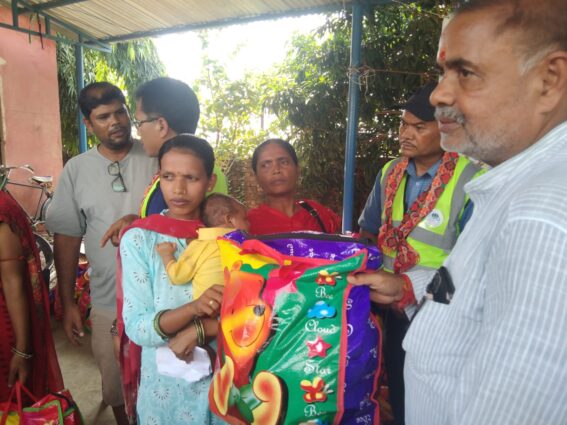 राजदेवी नपाका ४८० जनालाइ राहत सामग्री