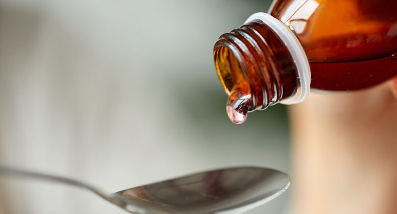 भारतका तीन राज्यले बालबालिकाको मृत्युपछि खोकीको सिरपमा प्रतिबन्ध लगाए